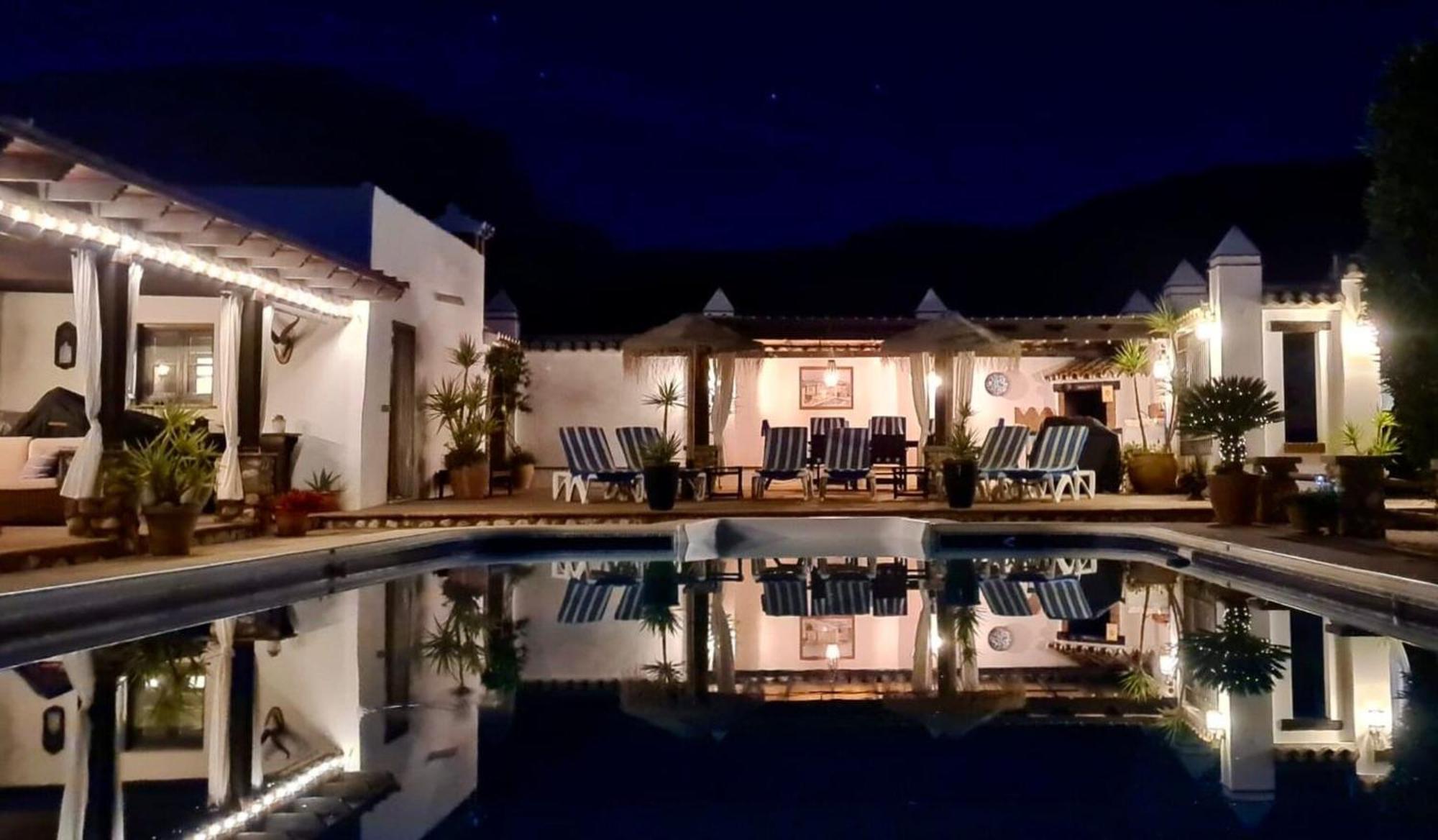 Pasa Fina, Luxury Holiday Retreat فيلانويفا ديل ترابوكو المظهر الخارجي الصورة